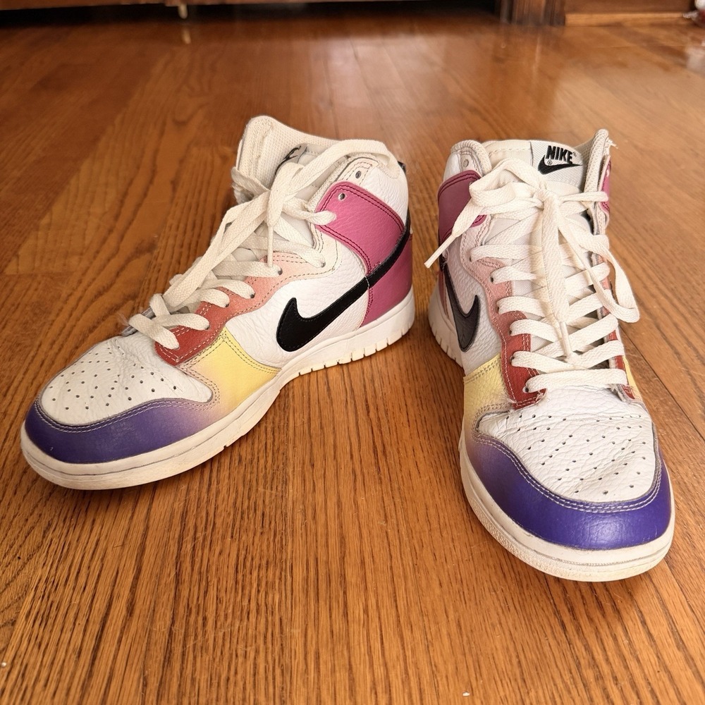 Nike Dunk High SE Women's Athletic Sneaker Multicolor, Size 8